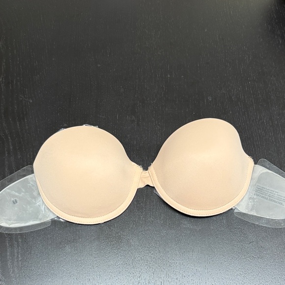 Seamless Nude Strapless Self Adhesive Bra Size B Cup - Picture 1 of 4